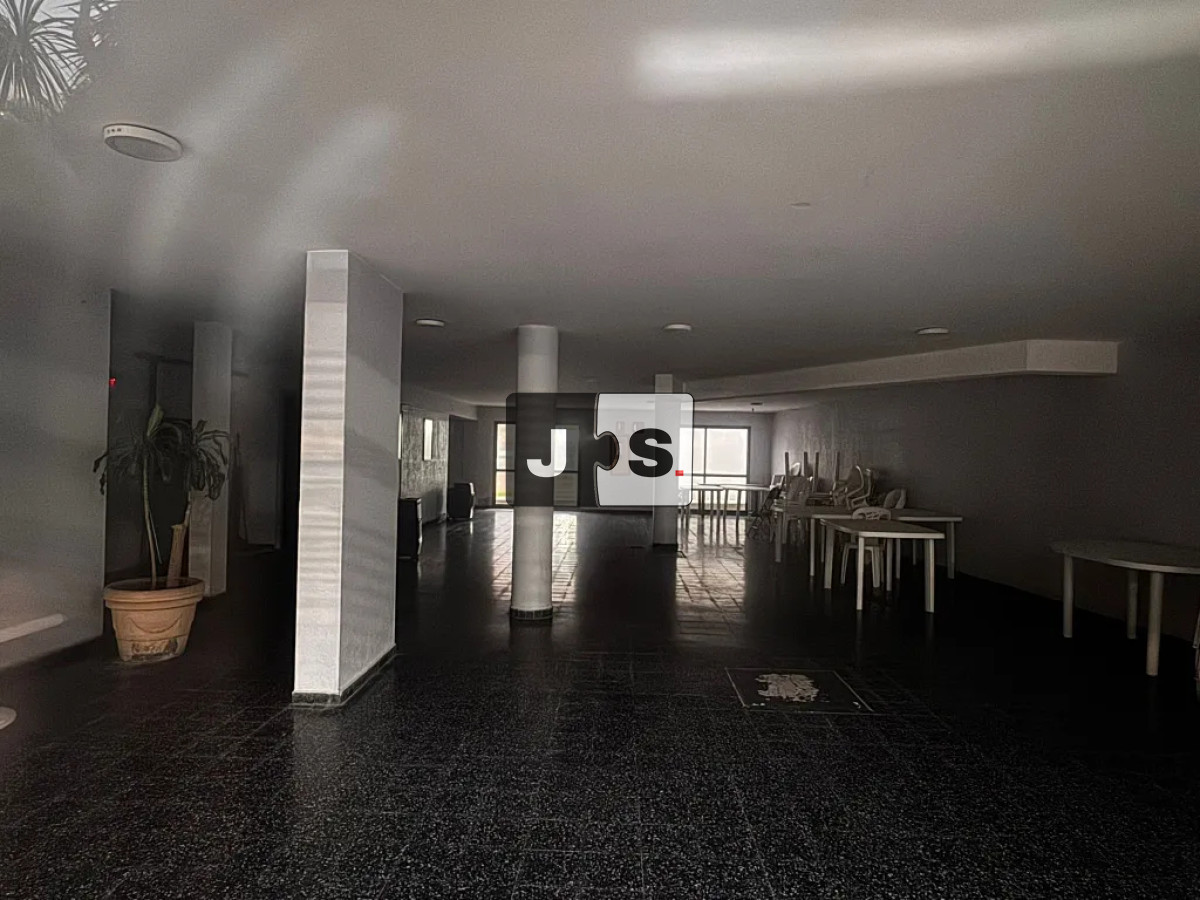 Apartamento ID.4167 - Vendo apartamento con 3 dormitorios con garage 