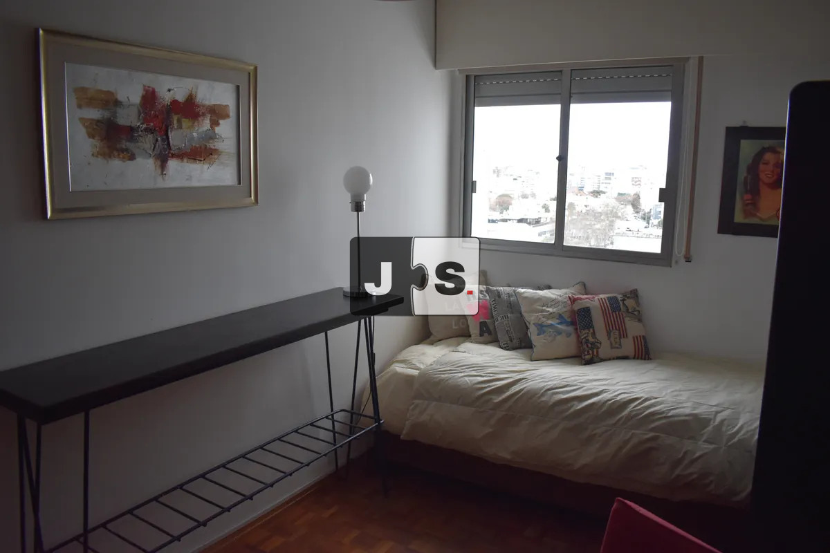 Apartamento ID.4441 - Vendo apartamento 2 dormitorios con garage en Pocitos