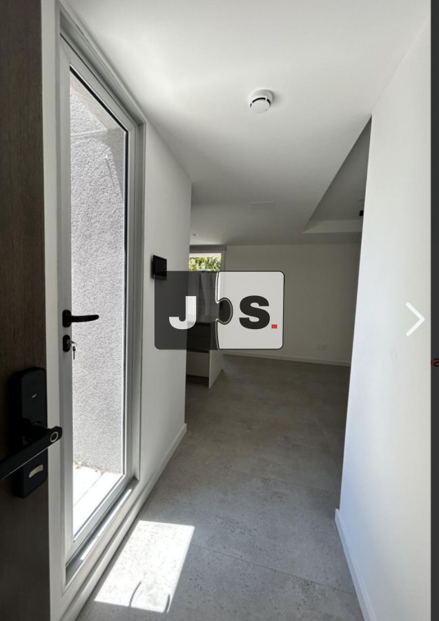 Apartamento ID.2646 - Vendo Apartamento, 2 Dormitorios, 2 Baños, Barrio Punta Carretas