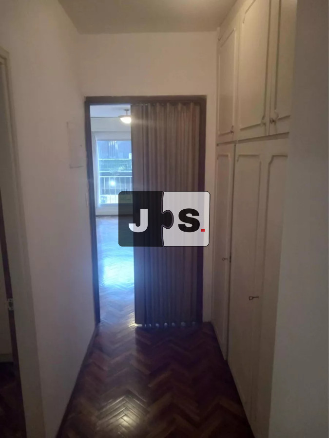 Apartamento ID.3077 - Alquilo apartamento, 2 dormitorios, 1 baño,  Barrio Centro