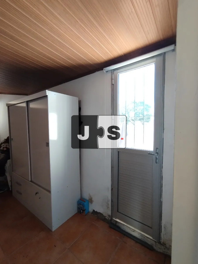 Apartamento ID.3706 - Venta Apartamento tipo Casa 3 Dormitorios, estufa a leña, Cordón
