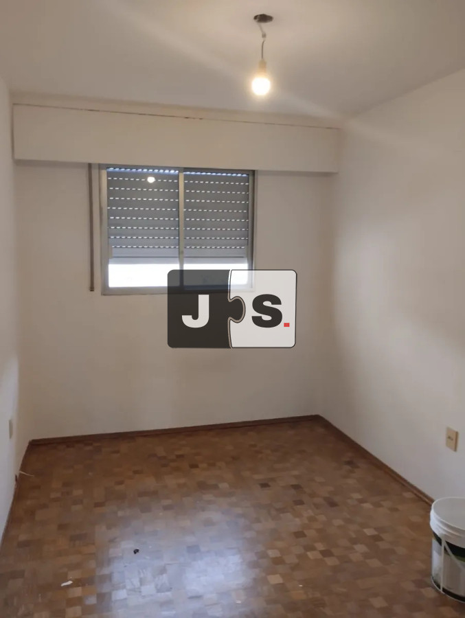 Apartamento ID.3632 - Vendo apartamento de 4 dormitorios en Punta Carretas con cochera