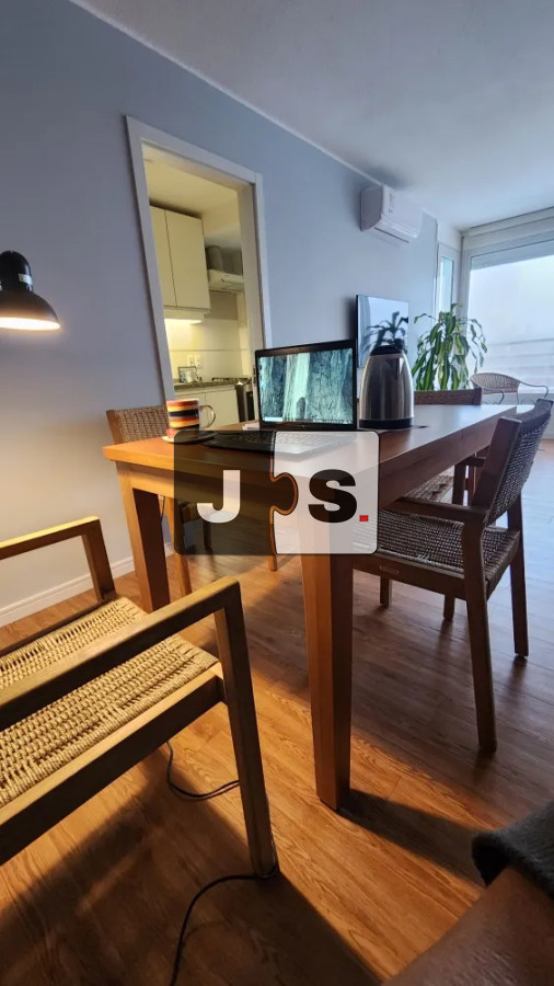 Apartamento ID.4306 - Vendo Apartamento en Cordón Sur, 1 dormitorio con 2 cocheras