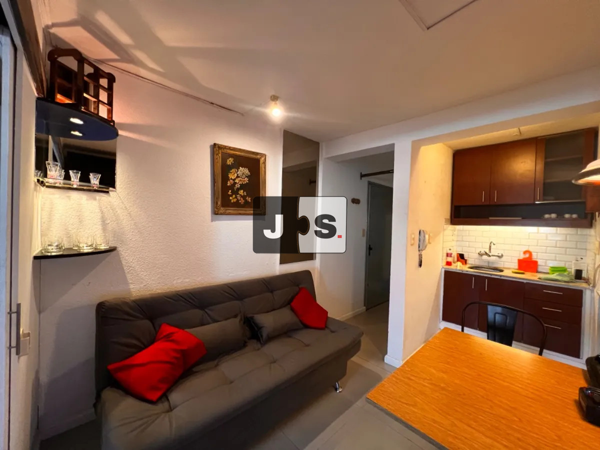 Apartamento ID.3429 - Alquilo monoambiente Centro 