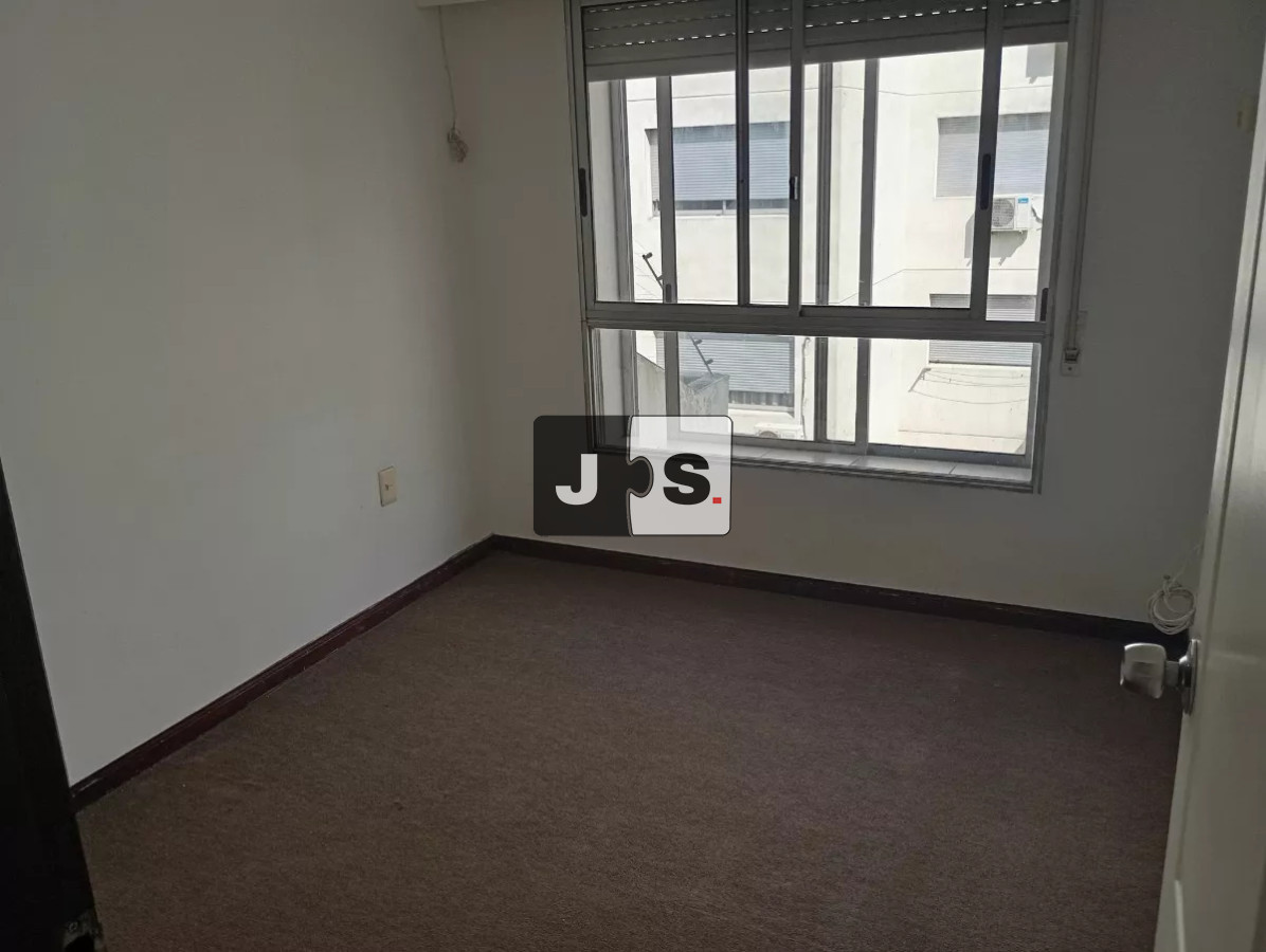 Apartamento ID.3295 - Alquilo apartamento 2 dormitorios Malvin 