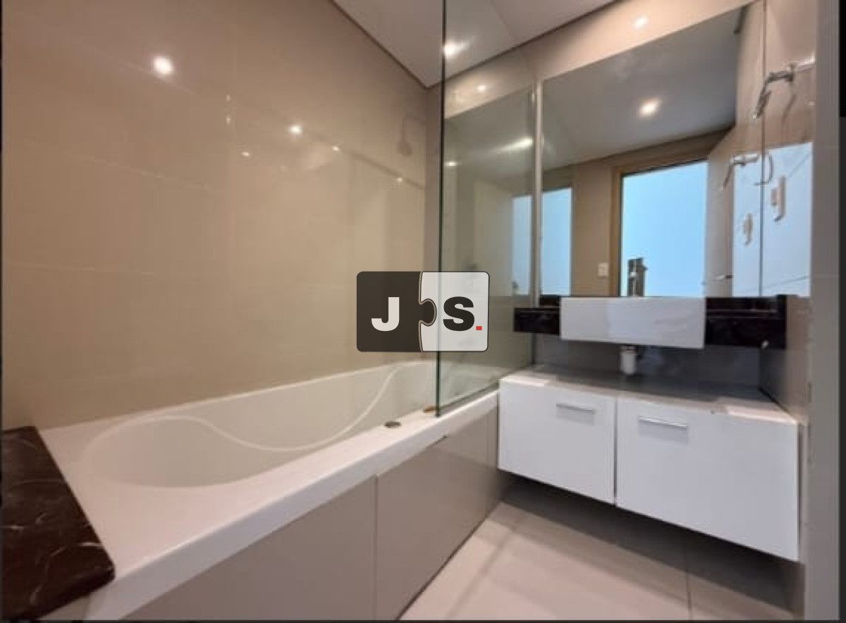 Apartamento ID.2855 - Alquiler Apartamento, 3 dormitorios, 4 Baños, vista al mar, Malvín 