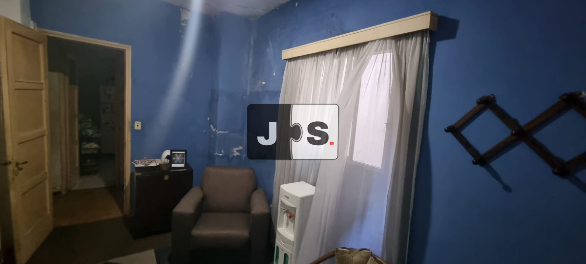 Apartamento ID.812 - Venta apartamento 4 dormitorios Centro Montevideo