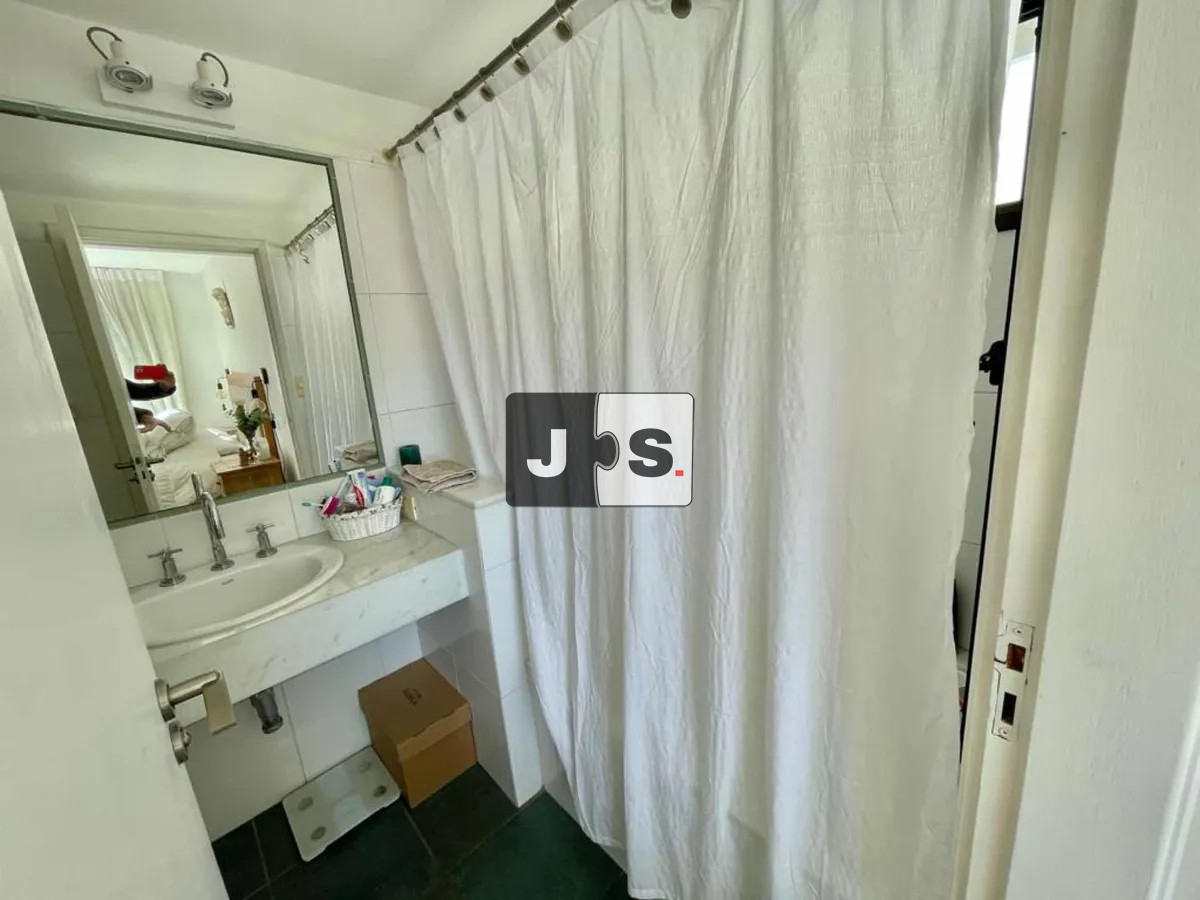 Apartamento ID.4058 - Vendo Apto de 2 dormitorios y  baños en Parque Miramar
