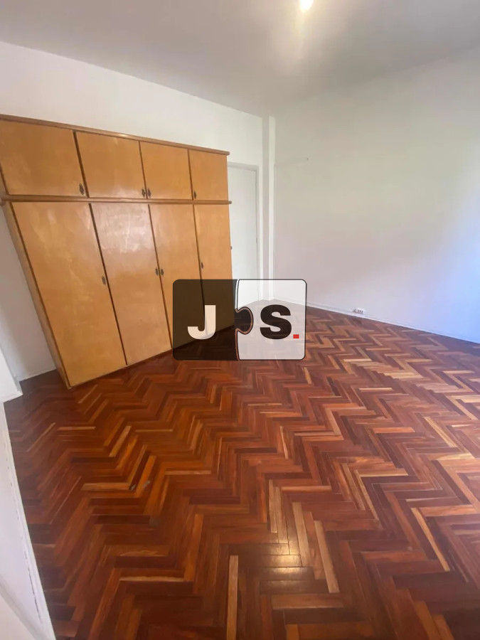 Apartamento ID.4364 - Venta Apartamento 3 dormitorios y 2 baños en Centro 