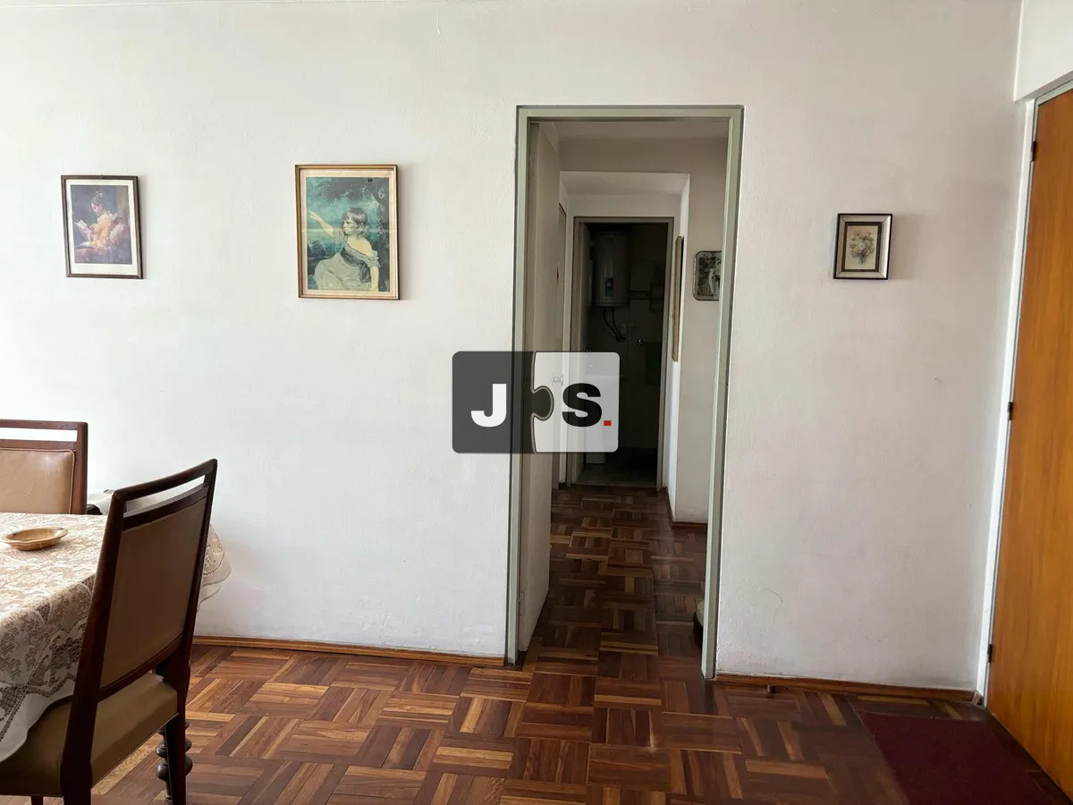 Apartamento ID.3631 - Vendo apartamento de 2 dormitorios en el Centro 