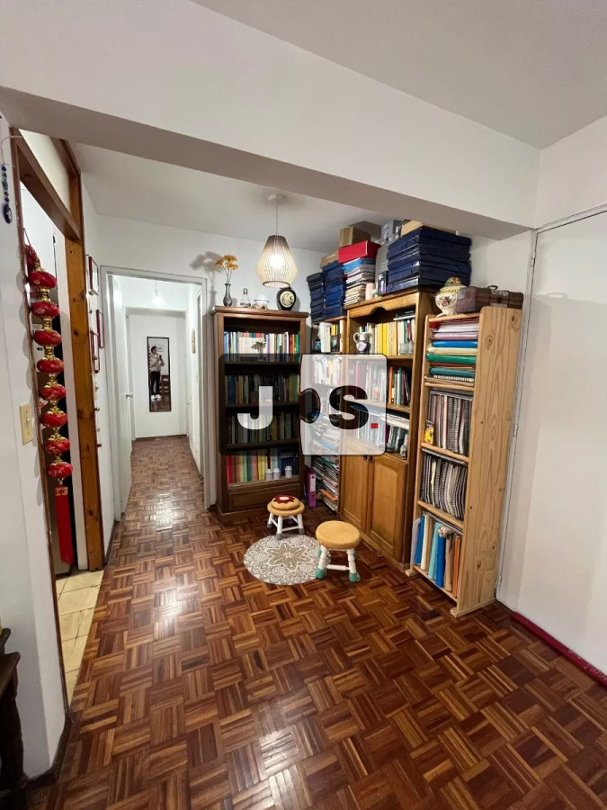 Apartamento ID.1633 - Venta Apartamento 1 dormitorio sobre 18 de julio con Renta