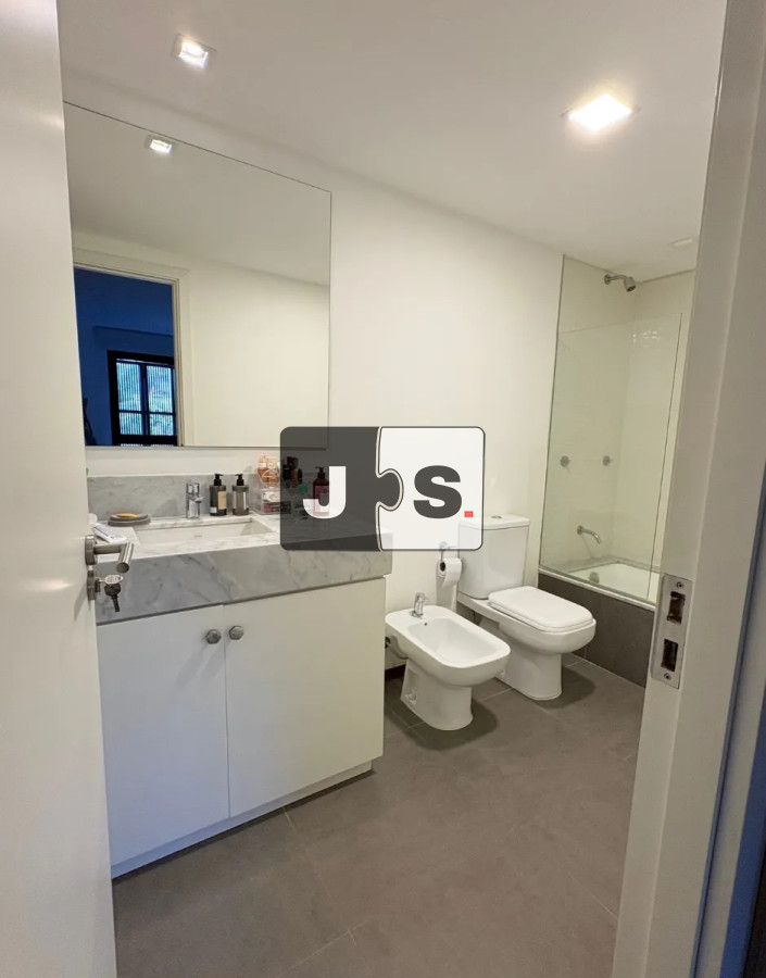 Apartamento ID.3804 - Alquilo apartamento de 2 dormitorios con piscina y garage en Carrasco