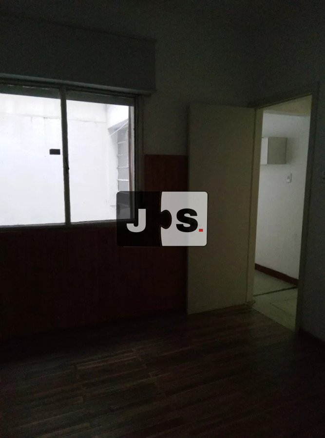 Apartamento ID.2574 - Vendo apartamento 2 dormitorios en Cordón con local comercial