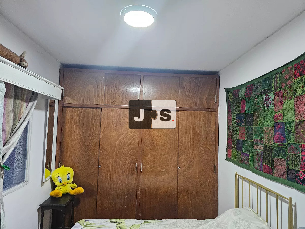 Apartamento ID.2512 - Vendo monoambiente en Centro con dormitorio definido!
