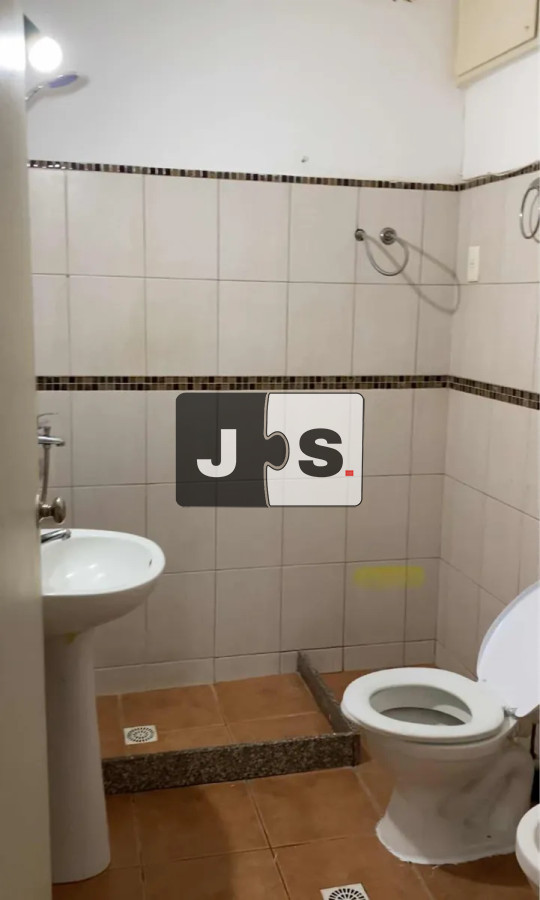Apartamento ID.3528 - Alquiler Apartamento, 1 Dormitorios, 1 Baños, Terraza exclusiva, Barrio Centro