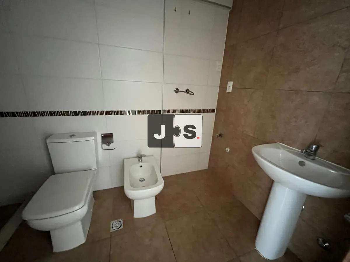 Apartamento ID.4081 - Vendo apartamento 2 dormitorios, Barrio Sur