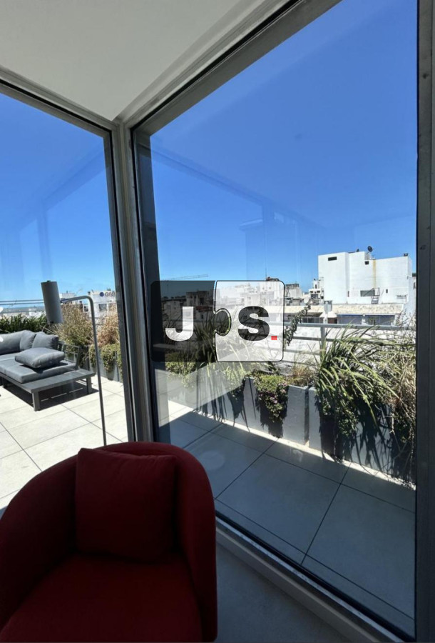 Apartamento ID.2646 - Vendo Apartamento, 2 Dormitorios, 2 Baños, Barrio Punta Carretas