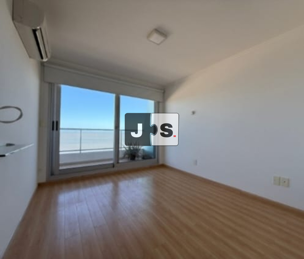 Apartamento ID.2855 - Alquiler Apartamento, 3 dormitorios, 4 Baños, vista al mar, Malvín 