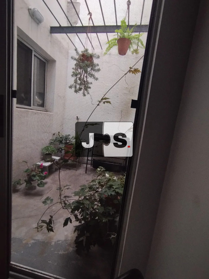 Apartamento ID.3706 - Venta Apartamento tipo Casa 3 Dormitorios, estufa a leña, Cordón