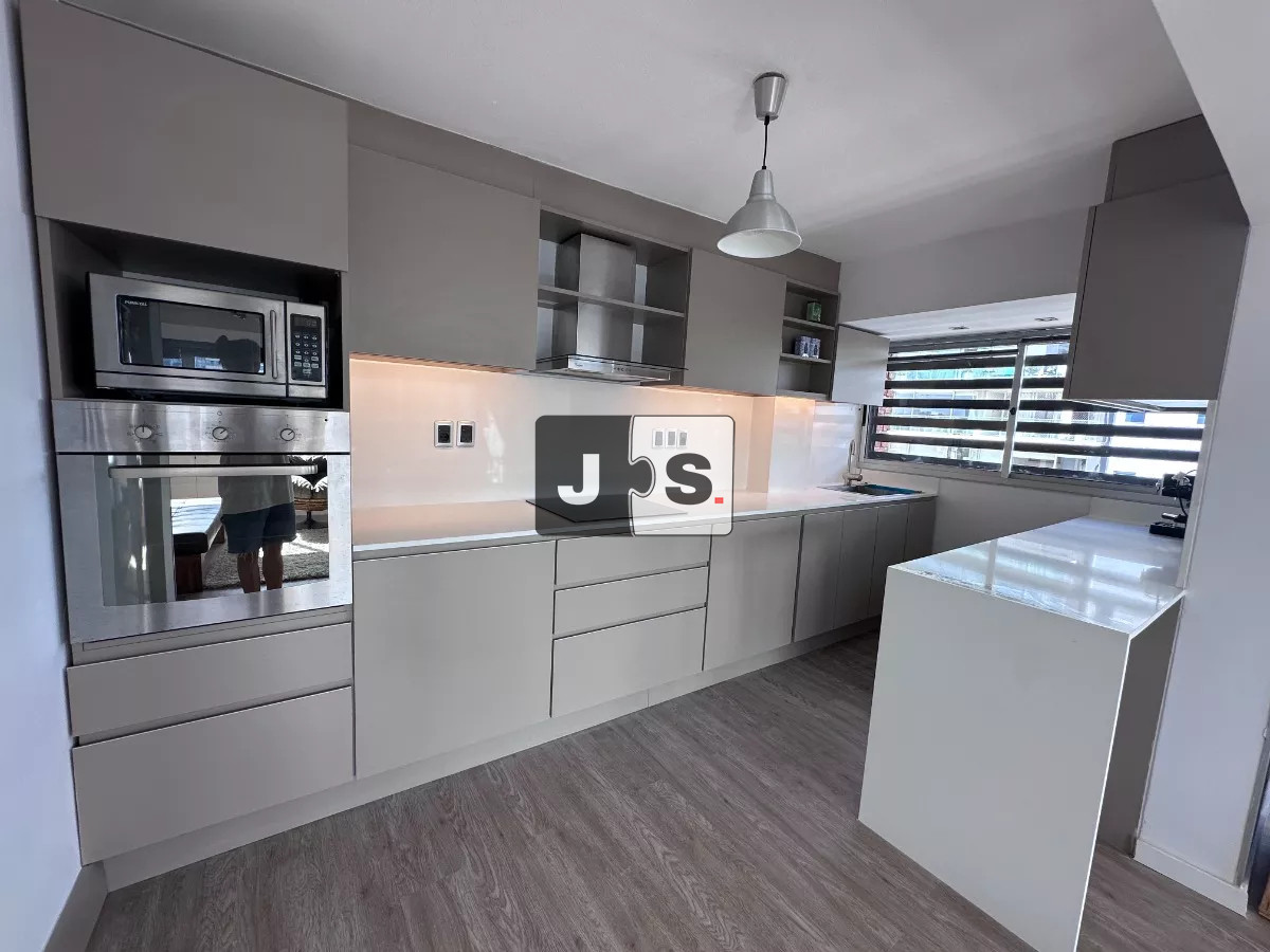 Apartamento ID.3310 - Alquilo apartamento 2 dormitorios en Puerto del Buceo amoblado con cochera!