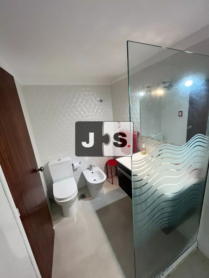 Apartamento ID.2305 - Apto en venta con dos dormitorios, 2 baños, Villa Biarritz