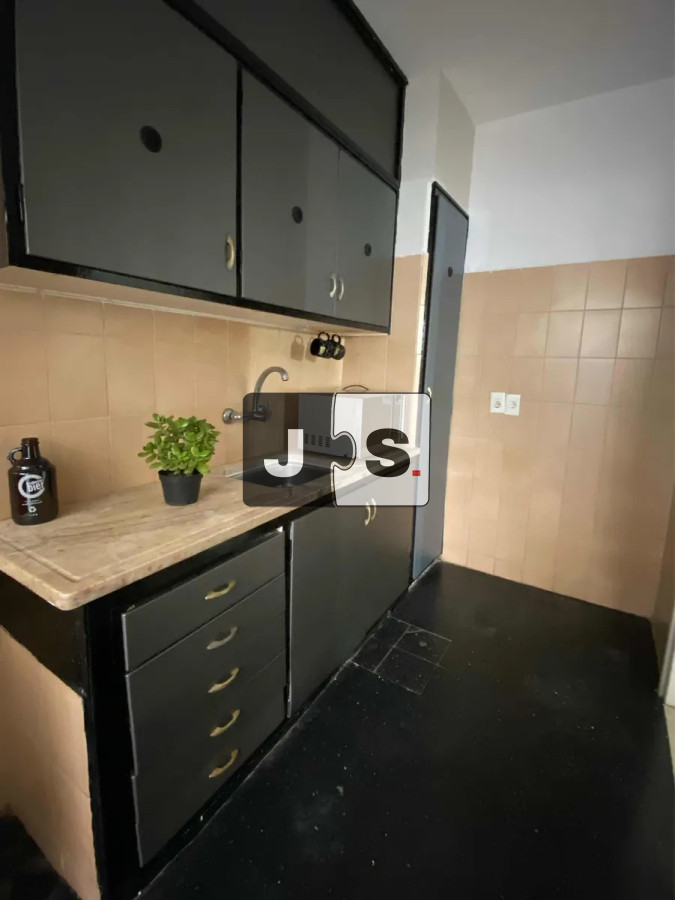 Apartamento ID.3528 - Alquiler Apartamento, 1 Dormitorios, 1 Baños, Terraza exclusiva, Barrio Centro