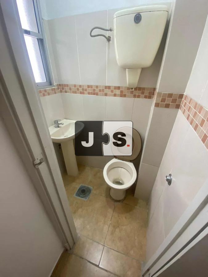 Apartamento ID.4364 - Venta Apartamento 3 dormitorios y 2 baños en Centro 