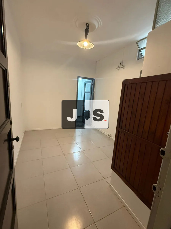 Apartamento ID.4331 - Vendo apartamento de 2 dormitorios en el Centro