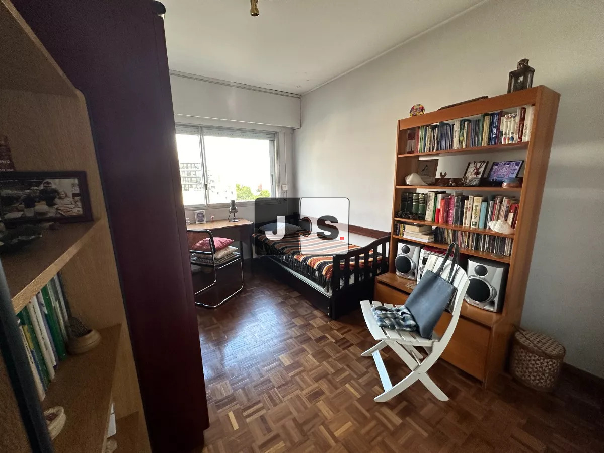 Apartamento ID.3134 - Vendo Apartamento, 3 Dormitorios, 2 Baños, Barrio Pocitos