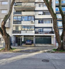 Vendo apartamento 3 dormitorios con cochera en Pocitos Nuevo