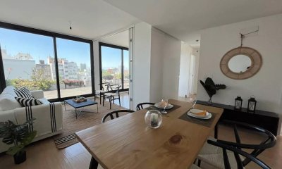 Vendo Apartamento, 2 Dormitorios, 2 Baños, Barrio Centro