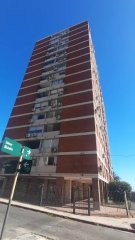 Vendo Apartamento, 2 Dormitorios, 1 Baños, Barrio Centro