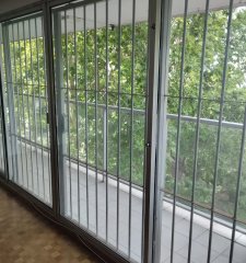 Vendo apartamento de 4 dormitorios en Punta Carretas con cochera