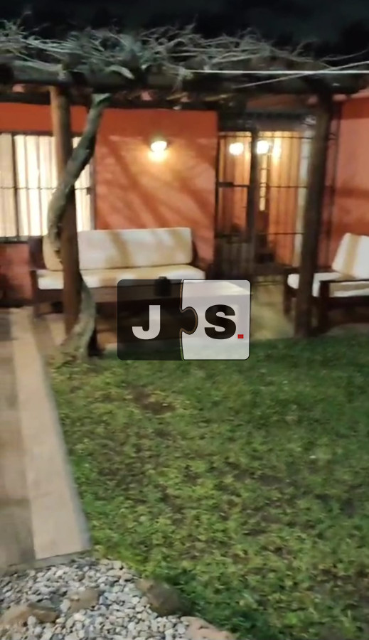 Casa ID.3990 - Venta casa 4 dormitorios Mendoza Montevideo