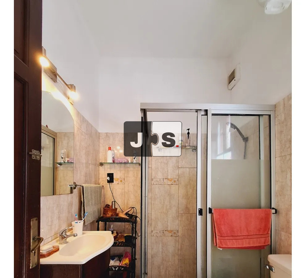 Casa ID.3745 - Vendo casa de 3 dormitorios en Pocitos Nuevo con azotea y cochera