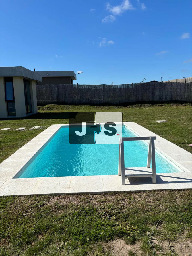 Casa ID.2072 - Alquiler casa 3 dormitorios La Juana