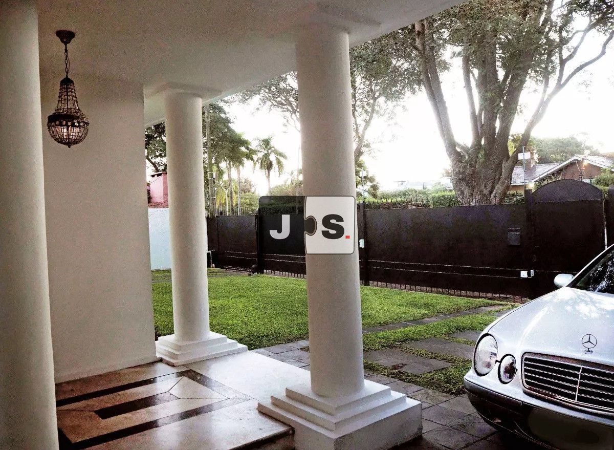 Casa ID.3117 - Vendo casa 4 dormitorios 5 baños Carrasco Sur