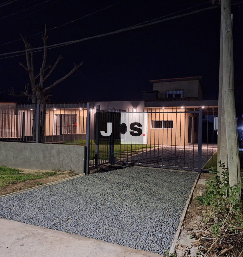 Casa ID.1533 - Venta casa 3 dormitorios Lagomar Ciudad de la Costa