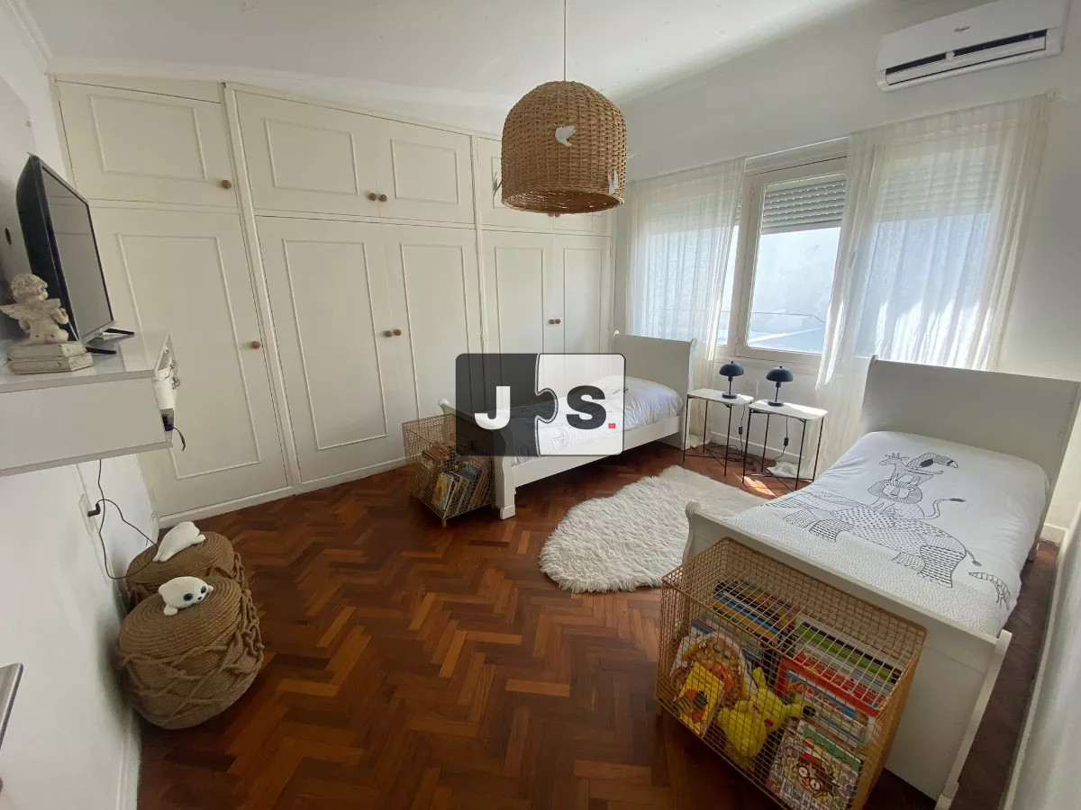 Casa ID.3117 - Vendo casa 4 dormitorios 5 baños Carrasco Sur