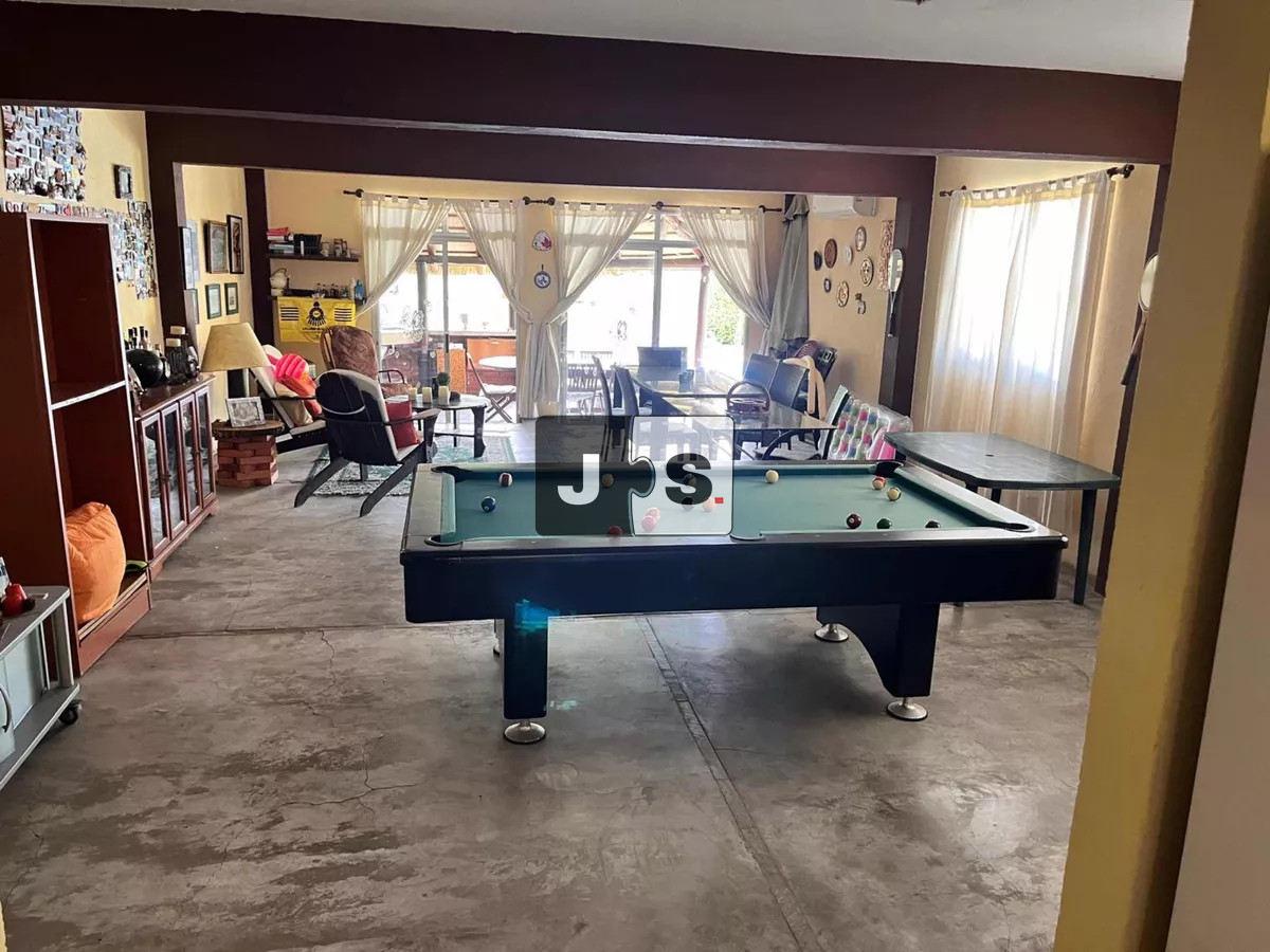 Casa ID.3274 - Venta Casa 3 Dormitorios, 2 baños, Piscina, Barbacoa, Malvin