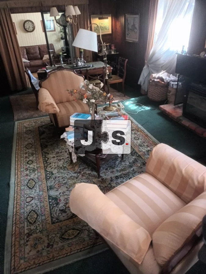 Casa ID.2813 - Vendo casa 4 dormitorios Parque rodó
