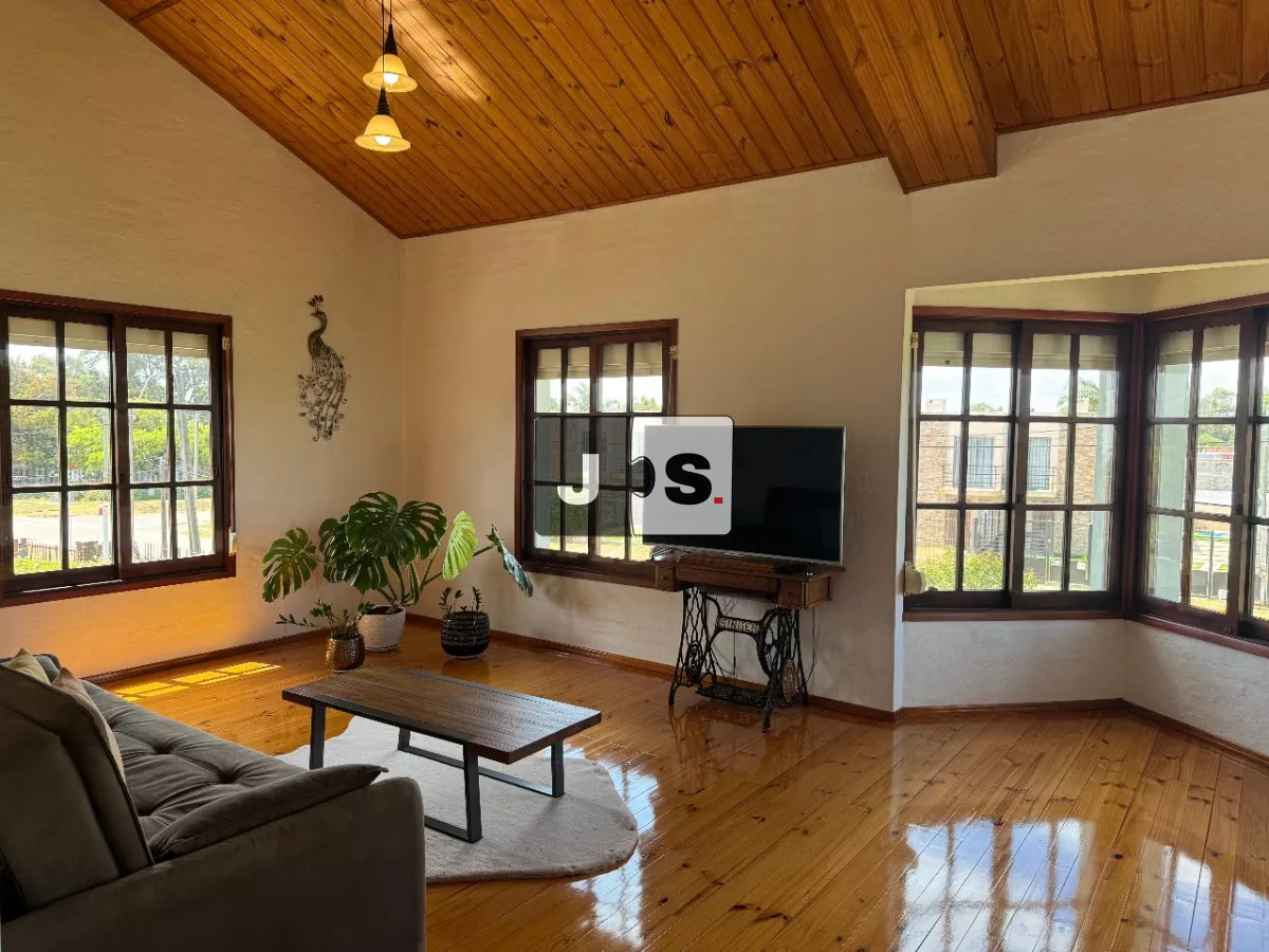 Casa ID.2869 - Venta casa 3 dormitorios Solymar sur