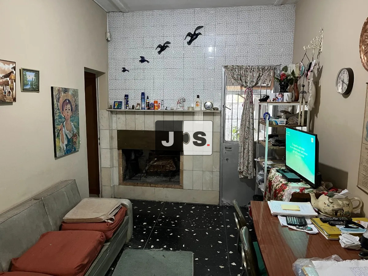 Casa ID.3643 - Vendo padrón con dos casas en Malvín con amplia cochera y patio