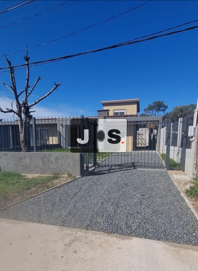 Casa ID.1533 - Venta casa 3 dormitorios Lagomar Ciudad de la Costa
