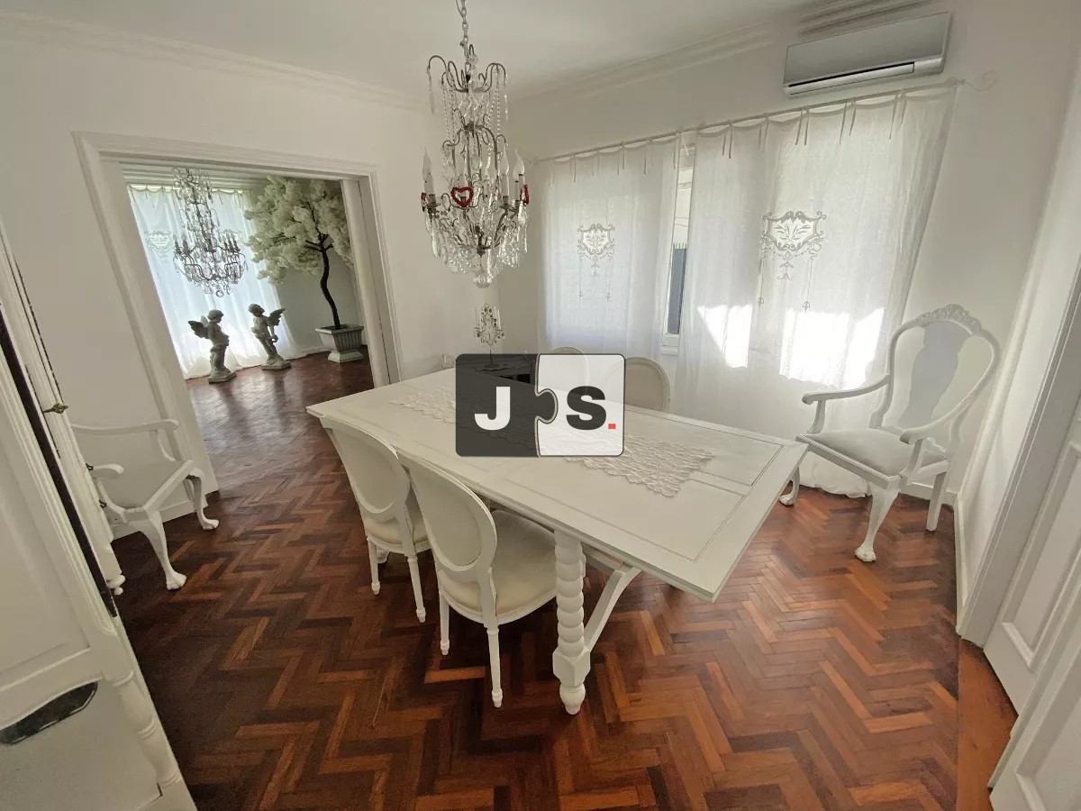 Casa ID.3117 - Vendo casa 4 dormitorios 5 baños Carrasco Sur