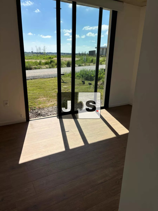 Casa ID.2072 - Alquiler casa 3 dormitorios La Juana