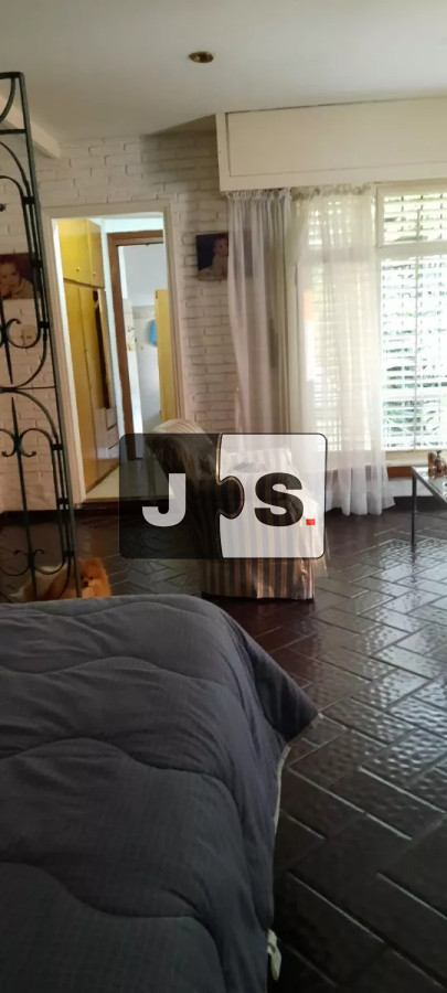 Casa ID.2540 - Vendo casa 8 dormitorios Pocitos