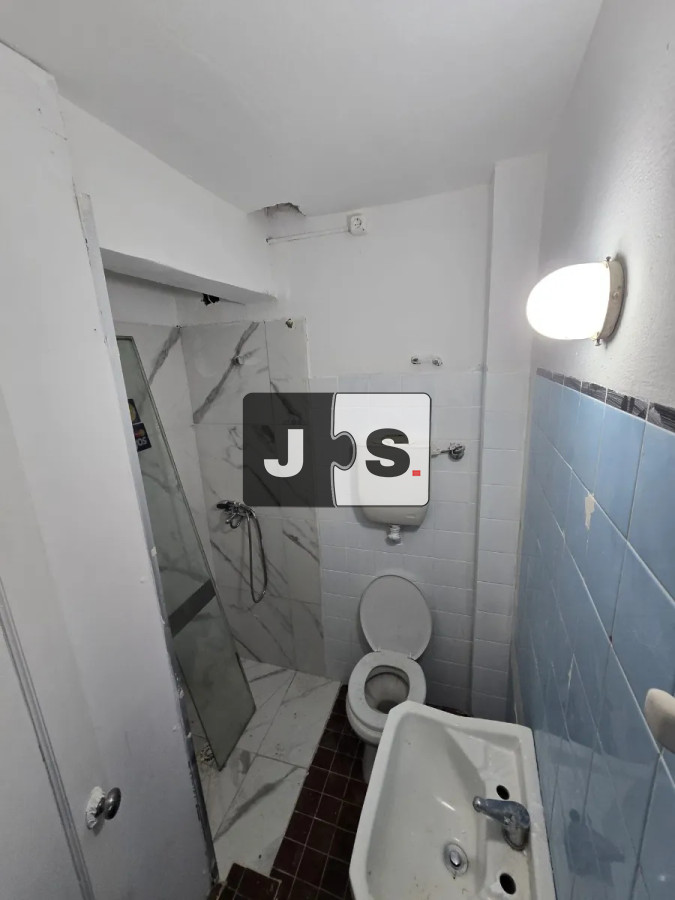 Casa ID.3648 - Alquiler Casa 3Dormitorios, 2 baños, Parrillero, Barrio Sur 
