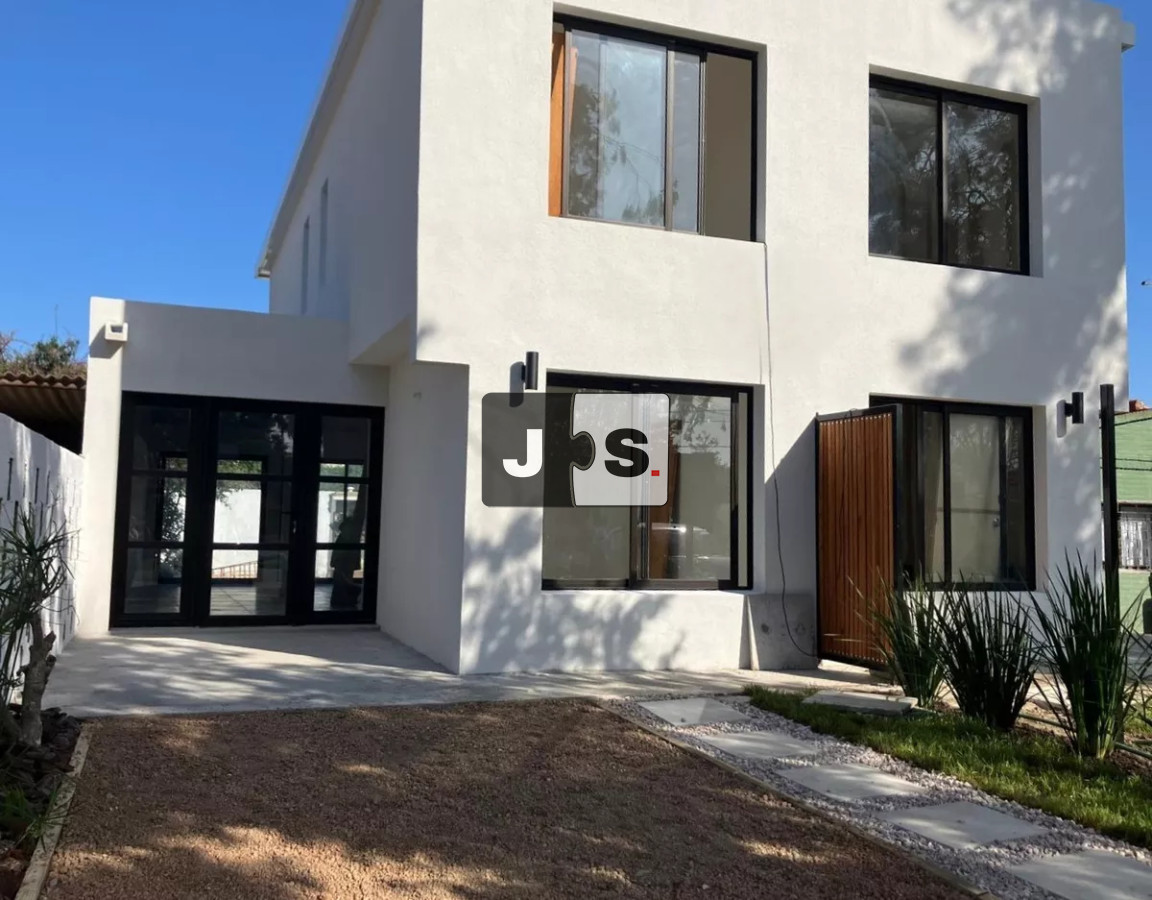Casa ID.2067 - Venta casa 3 dormitorios Shangrila sur 