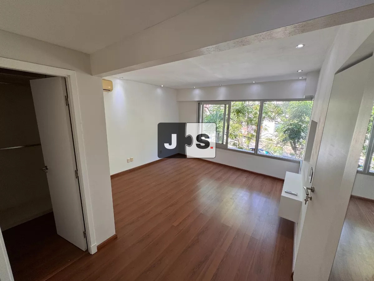 Casa ID.3313 - Alquilo casa 3 dormitorios en Pocitos Nuevo con cochera